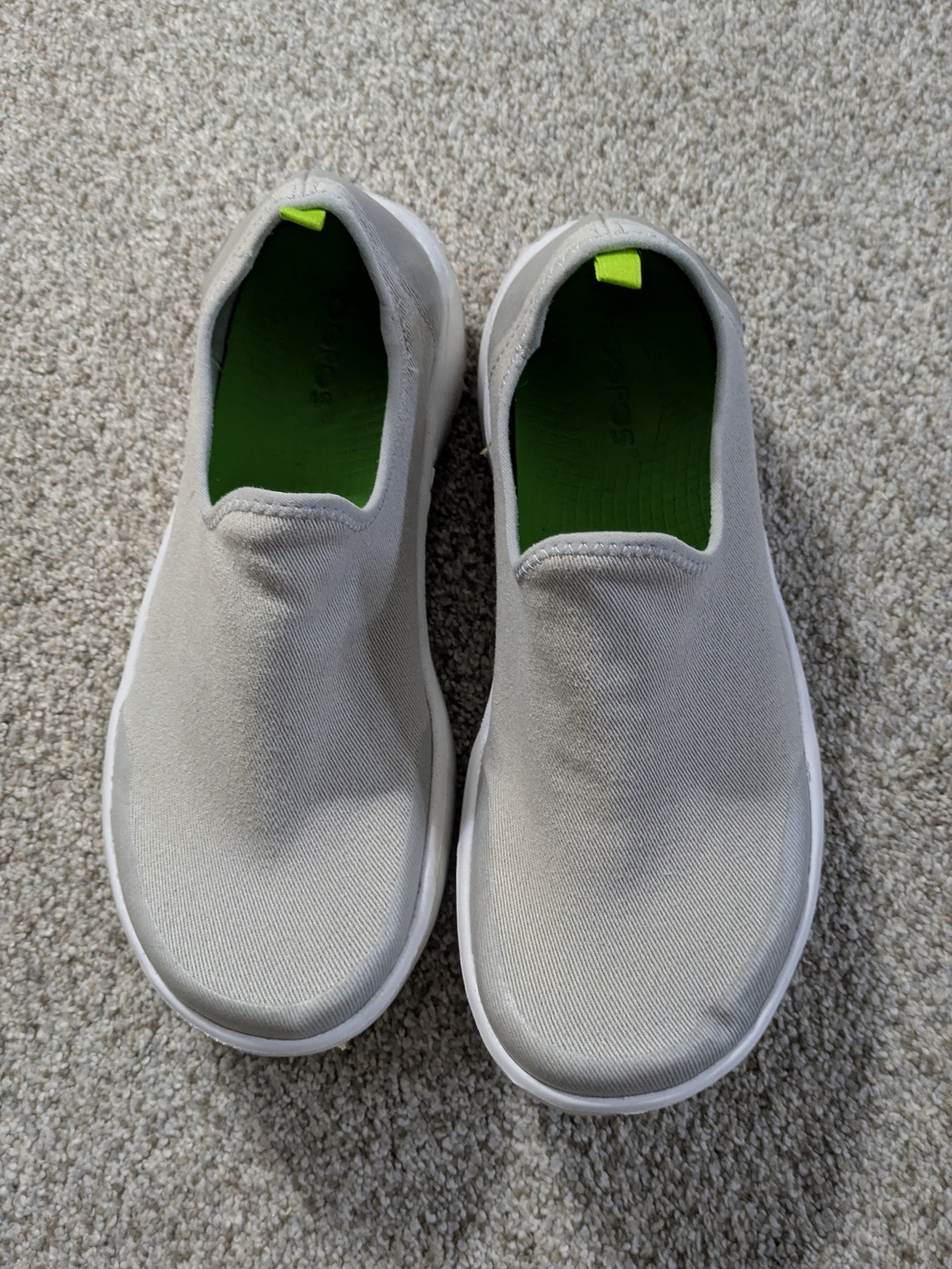 OoFos Oomg eeZee Womens 8 Gray Slip-on Comfort Recovery Shoes